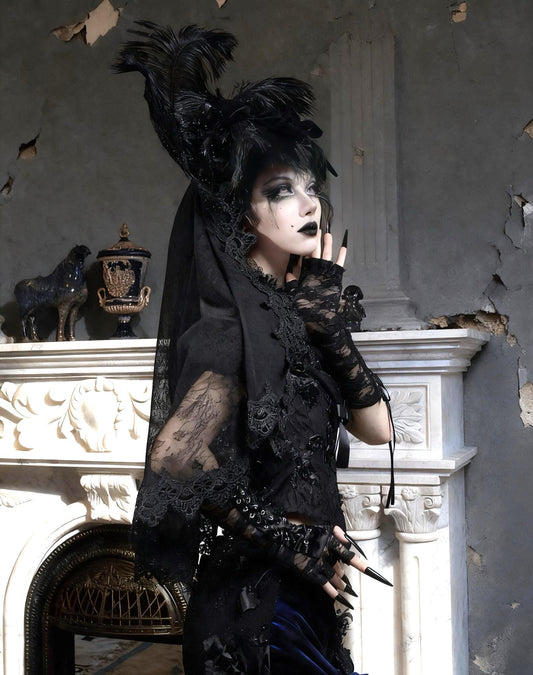 Gothic Feather Hat with Tulle Train– Black Witch Headpiece, Halloween Cosplay Veiled Hat, Victorian Gothic Costume Accessory