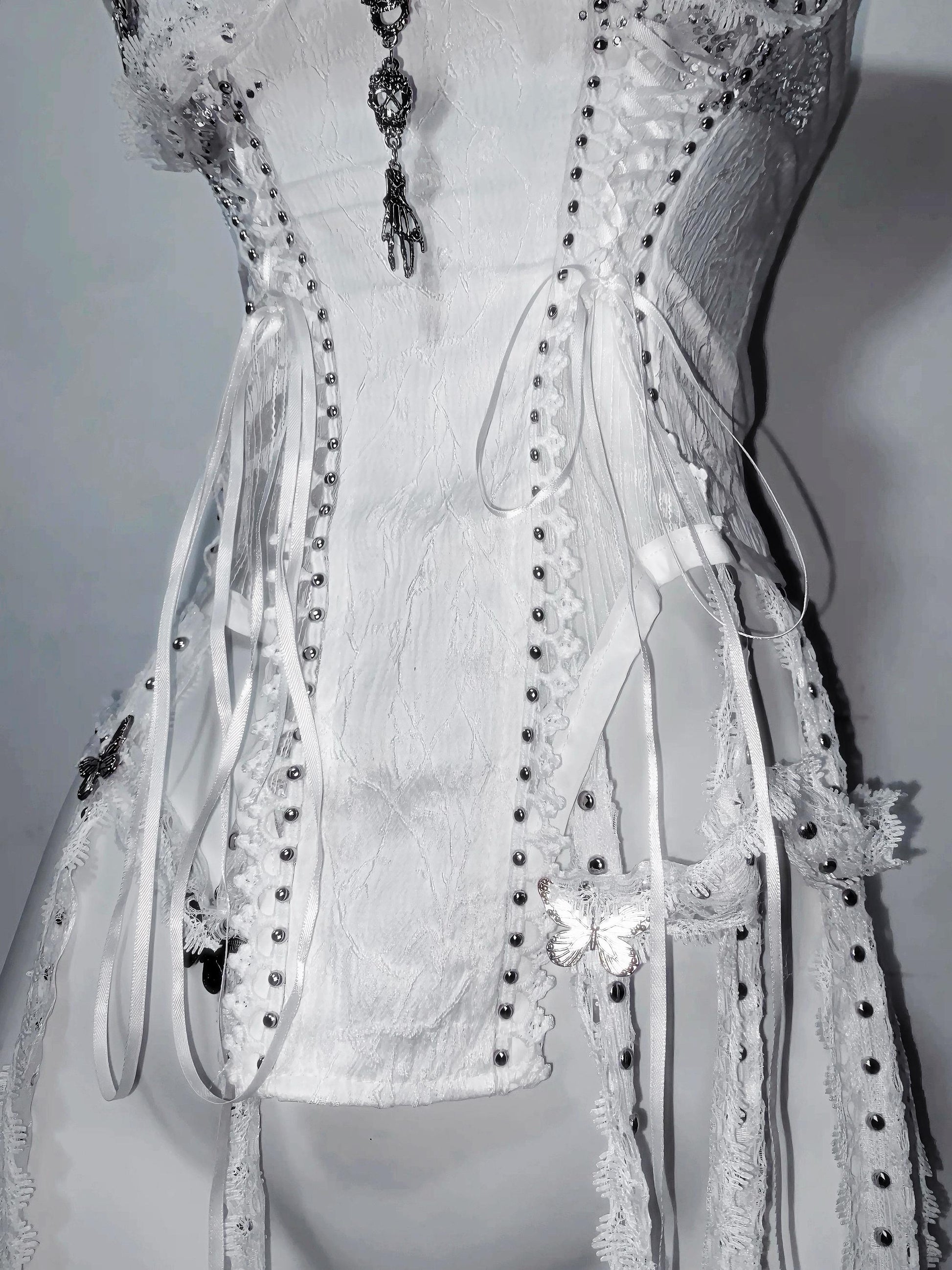 gothic bridal corset white lace back lace up detail