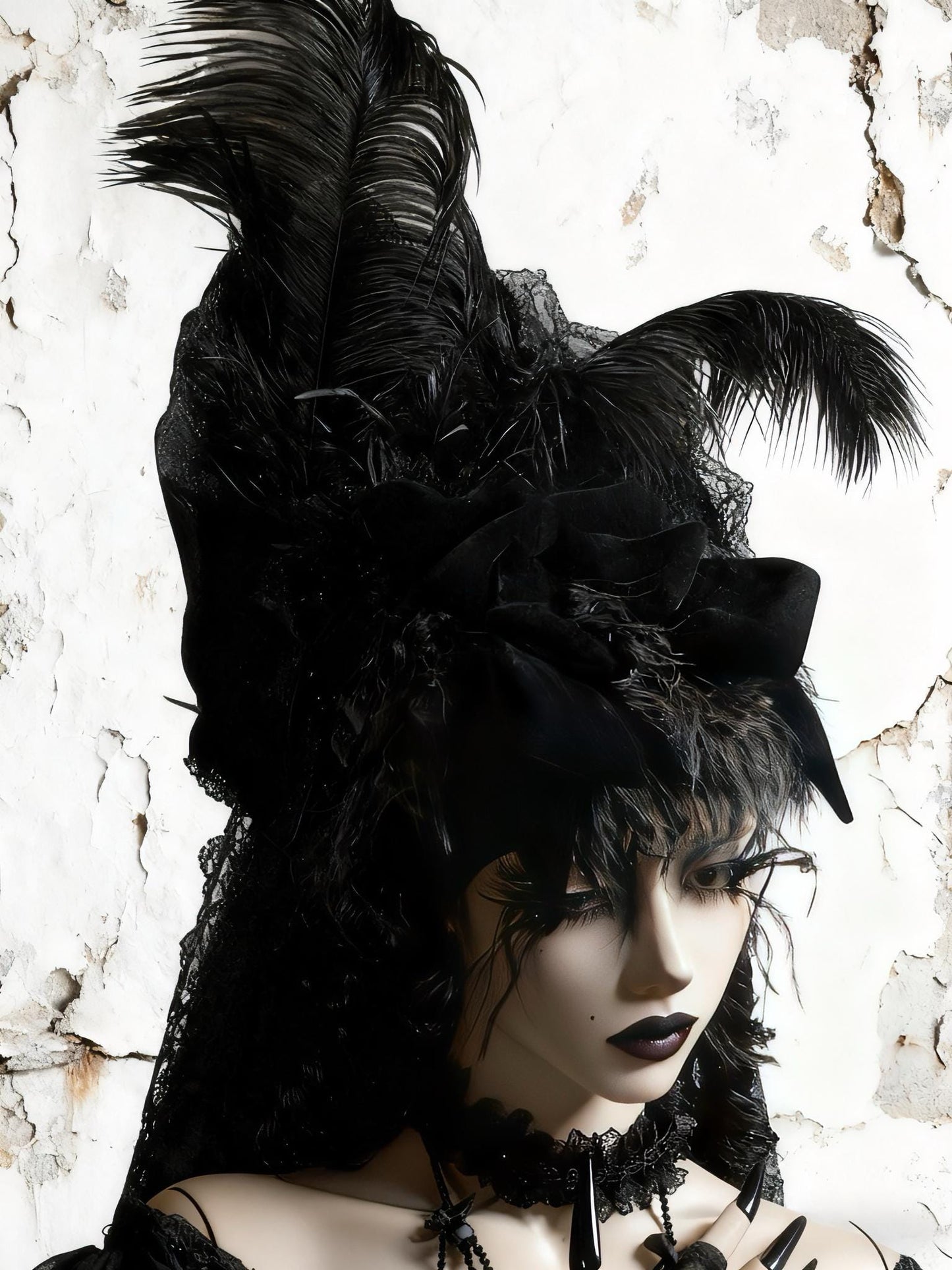 Gothic Feather Hat with Tulle Train– Black Witch Headpiece, Halloween Cosplay Veiled Hat, Victorian Gothic Costume Accessory