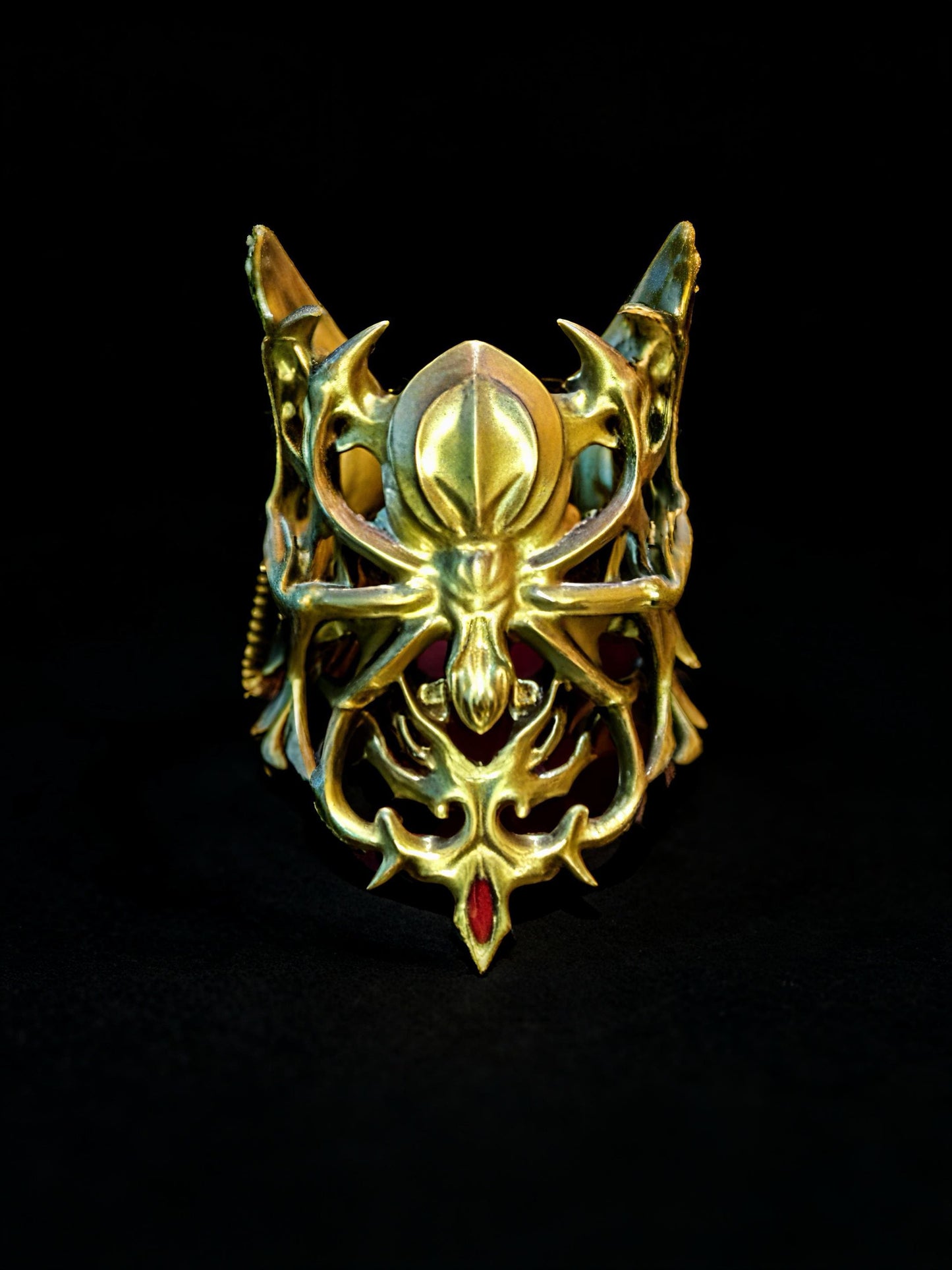 3D Printed Spider Hand Cuff Bracelet, Gothic Fantasy Hand Armor Jewelry, Avant Garde Dark Aesthetic Accessory, Gift for Goth